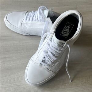 Vans Men's Classic White Sneakers